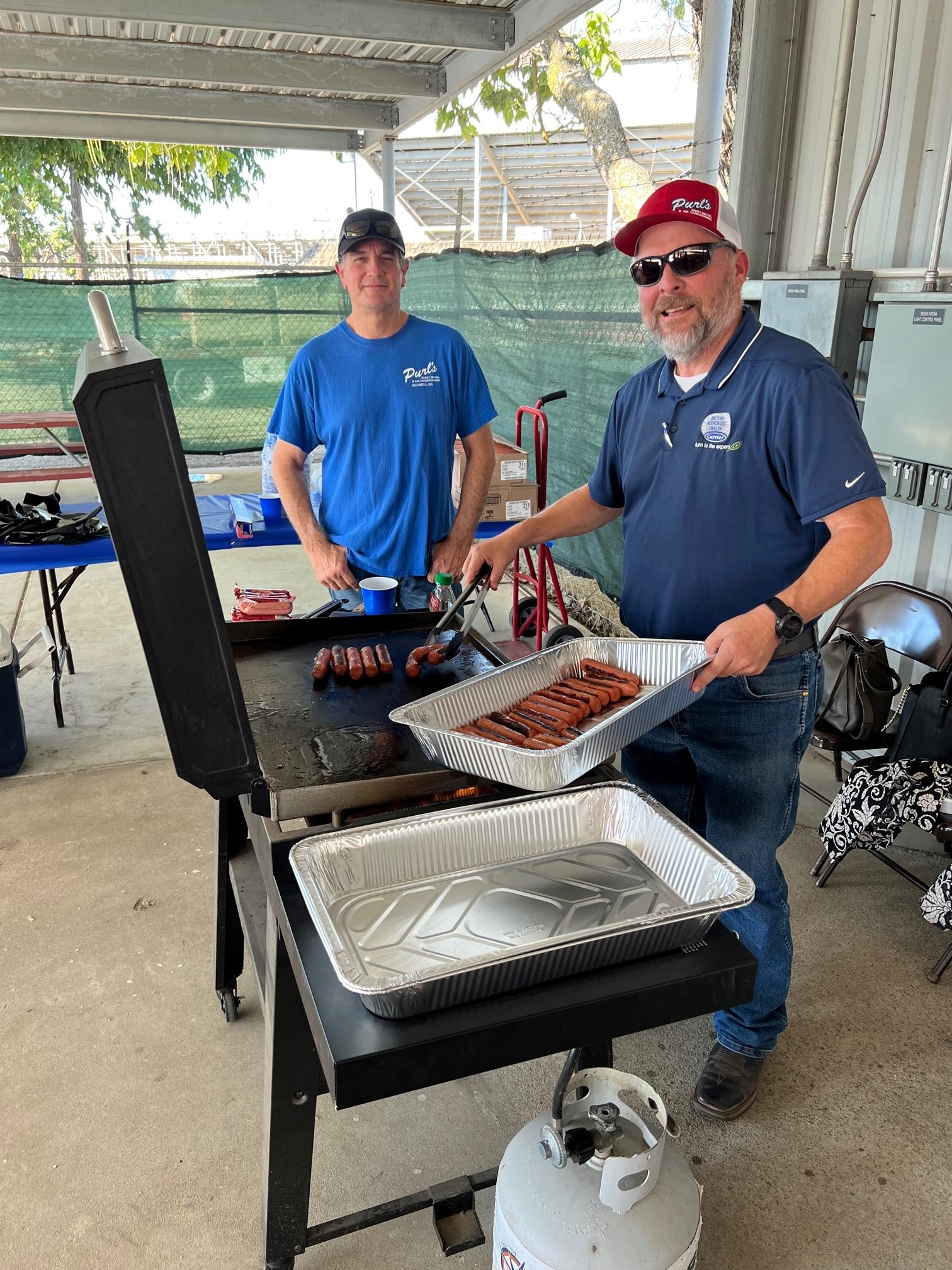 Hot_Dog_Dinner_at_Madera_Fair_23